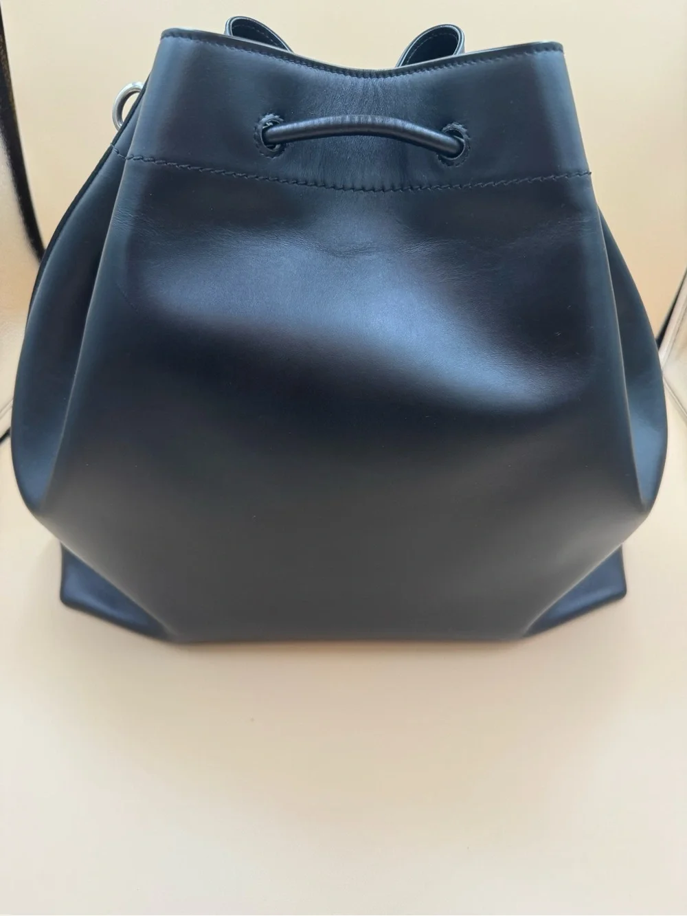 Jimmy Choo Cinch L Black Calf Leather Bucket Bag NWT Full Set